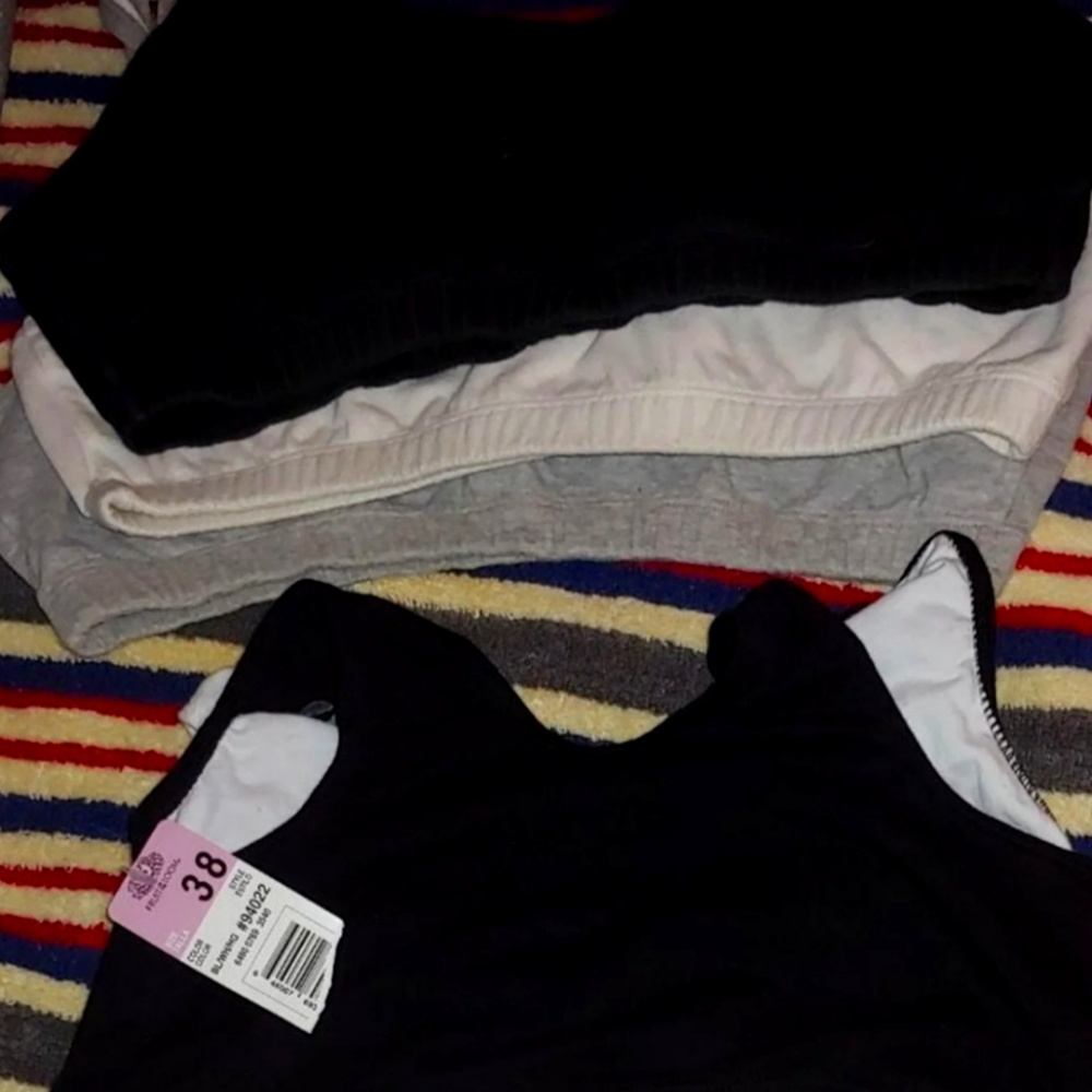 Bundle of 6 New Fruit of the Loom Bras